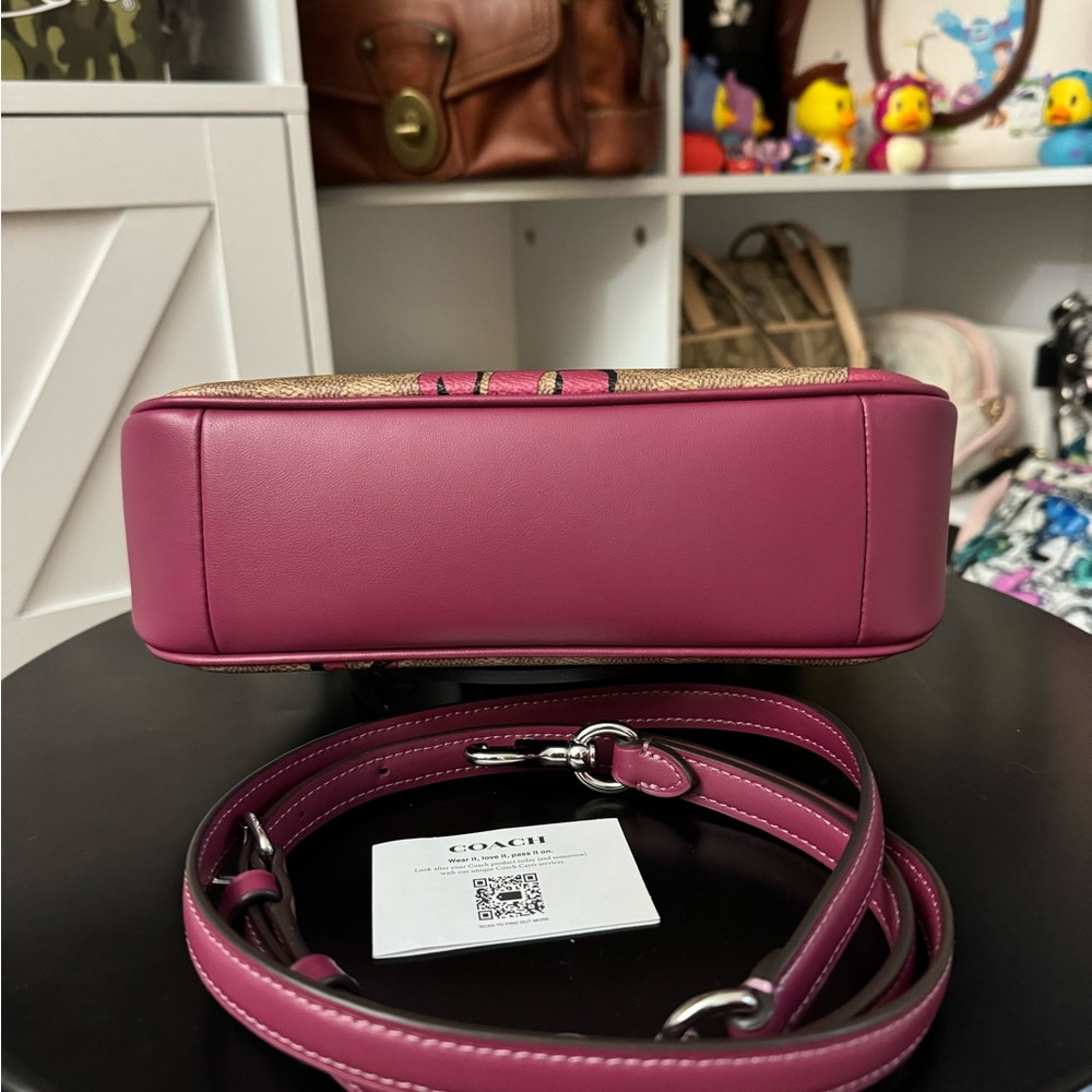 Coach Teri with Bow Print Shoulder Bag - Picture 7 of 9